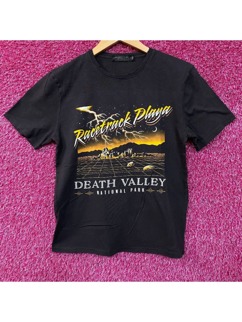Junk Food Clothing Racetrack Playa Death Valley Women's Vintage Style Tee Small